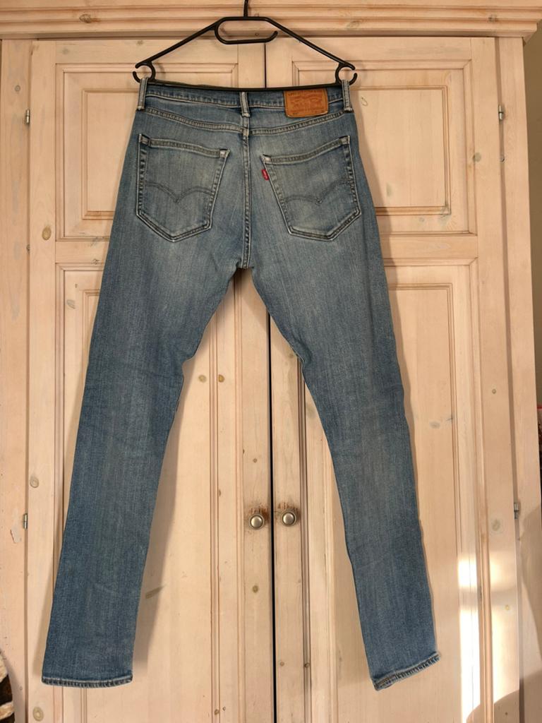 Levi’s 512 jeans maat 31/32, Ophalen of Verzenden, Zo goed als nieuw, Blauw, W32 (confectie 46) of kleiner