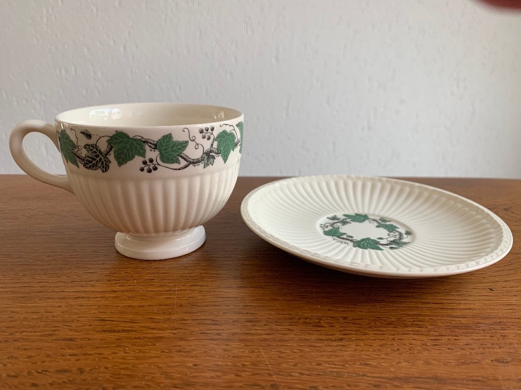 "Wedgwood Stratford" Cappuccino/Chocolade Kop en Schotel, Nieuw, Ophalen of Verzenden, Overige stijlen, Kop(pen) en/of Schotel(s)