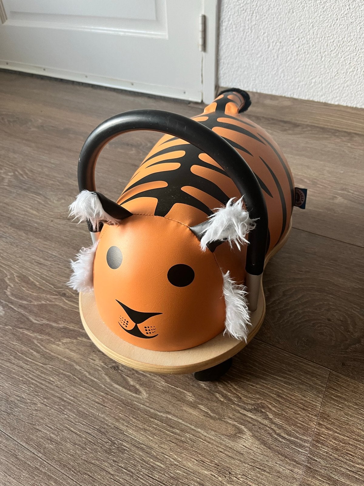 Wheelybug Tijger Loopvoertuig - Zo goed als nieuw, Ophalen, Zo goed als nieuw, Loopvoertuig