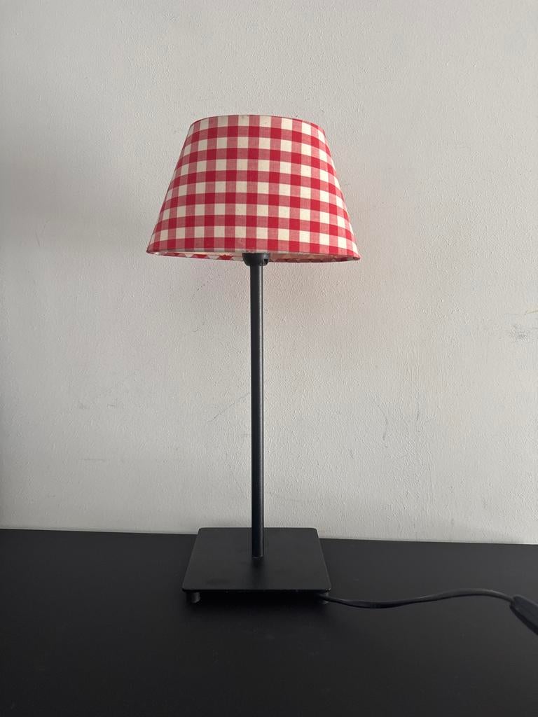 Roodwit geruit lampekap, Ophalen of Verzenden, Gebruikt, Rond, 25 tot 50 cm