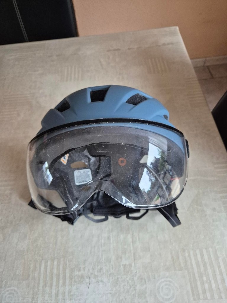 Fietshelm ABUS, Ophalen, Zo goed als nieuw, Heer of Dame, L