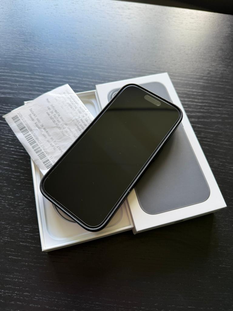 Iphone 17 256gb zwart, Telecommunicatie, Mobiele telefoons | Apple iPhone, Zo goed als nieuw, 256 GB, Zonder abonnement, Zonder simlock