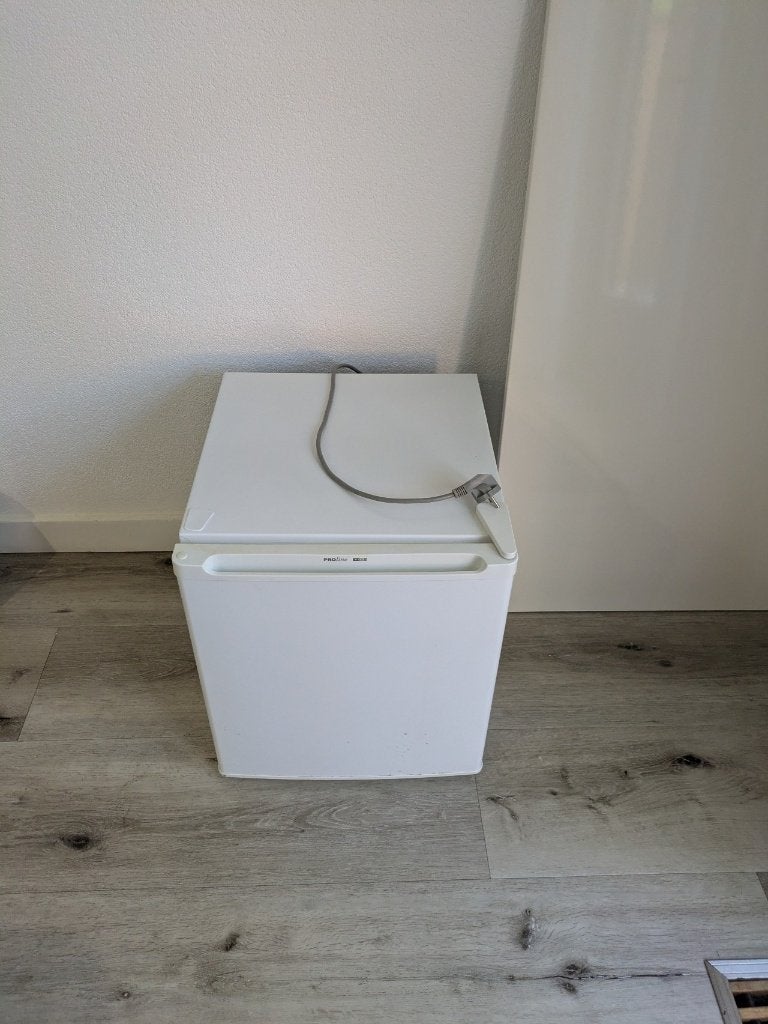 Kleine Proline vriezer – werkend – mag snel weg, Gebruikt, Minder dan 85 cm, Minder dan 60 cm, Vrijstaand
