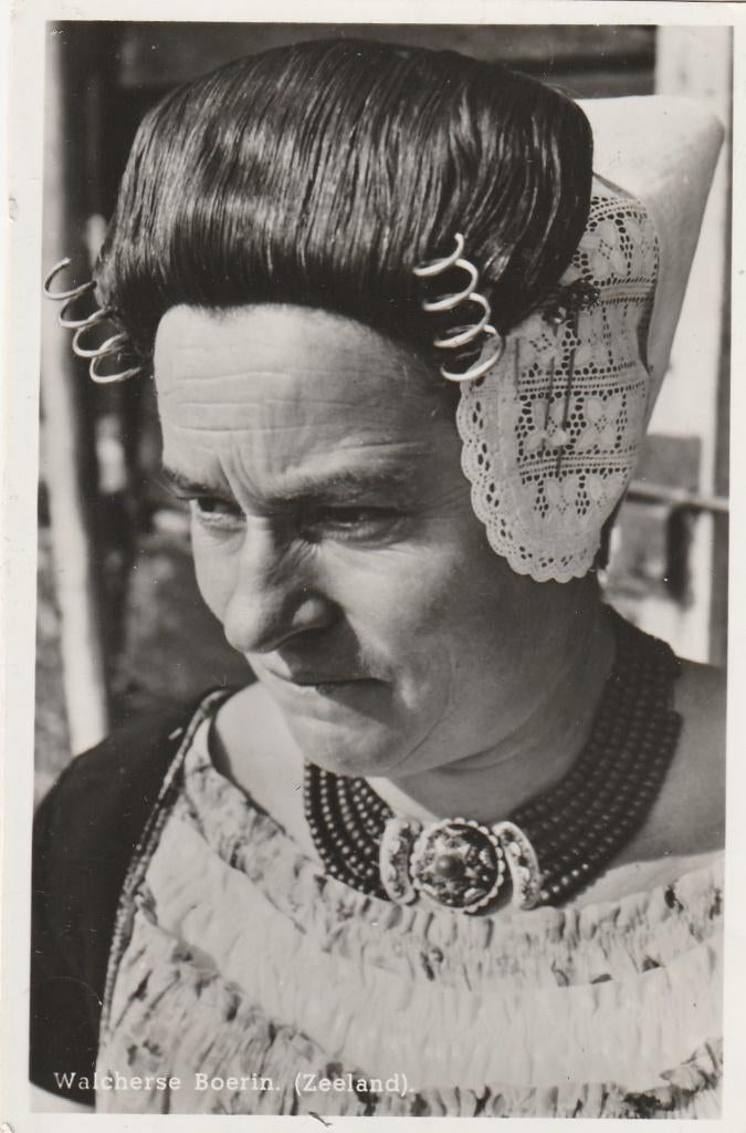 klederdracht- walcherense boerin, Ophalen of Verzenden, Voor 1920, Zeeland