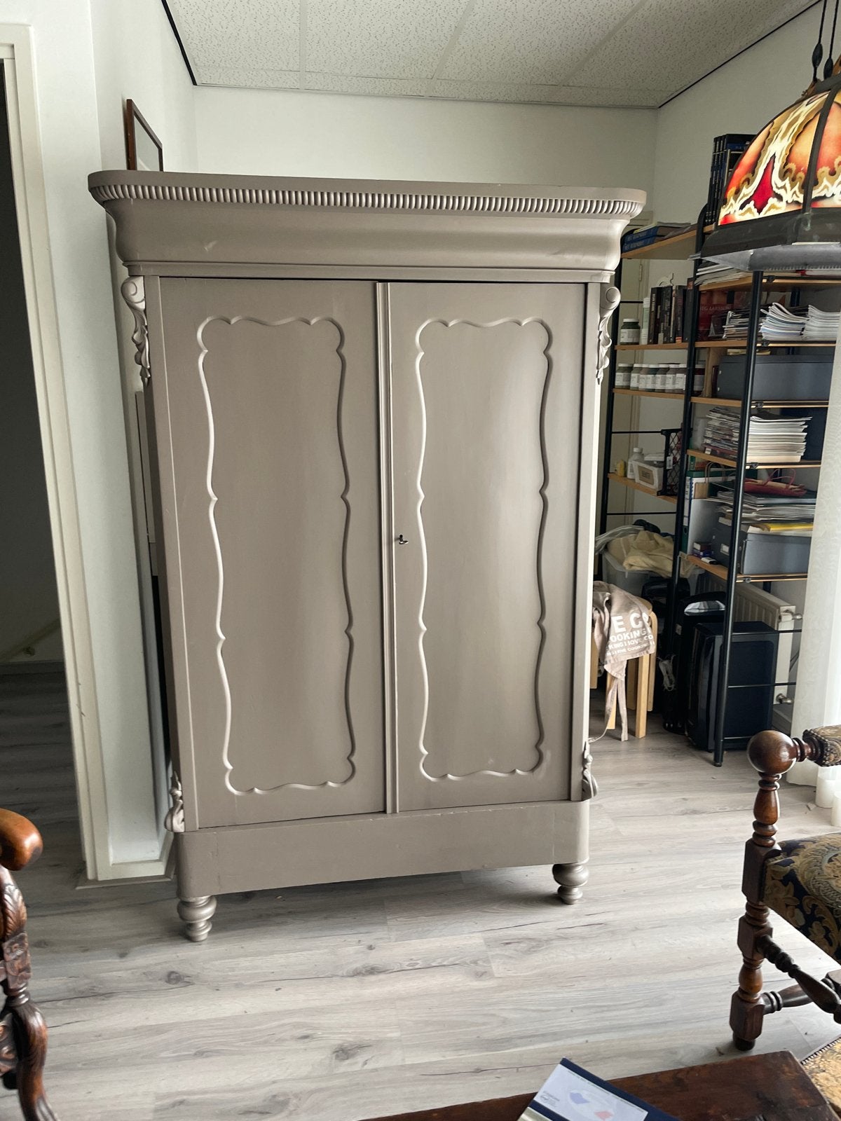 Antieke Biedermeier kledingkast,, Ophalen