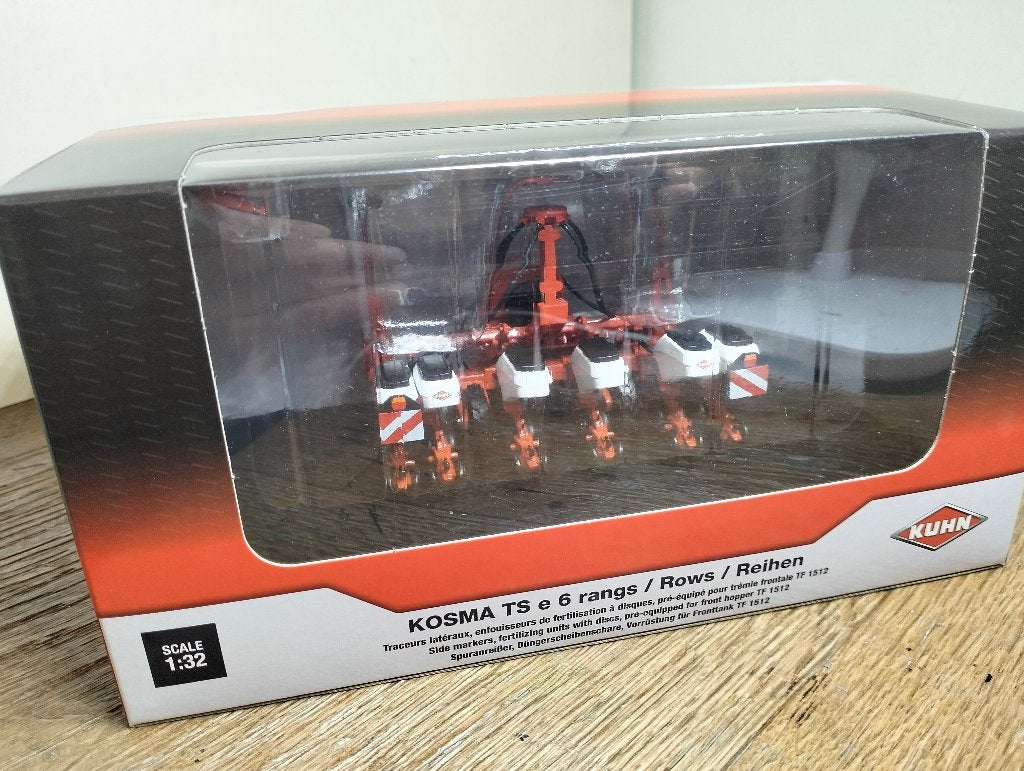 Te koop Replicagri Kuhn Kosma TSe 6 rijige maiszaaimachine., Hobby en Vrije tijd, Modelauto's | 1:32, Ophalen of Verzenden, Nieuw