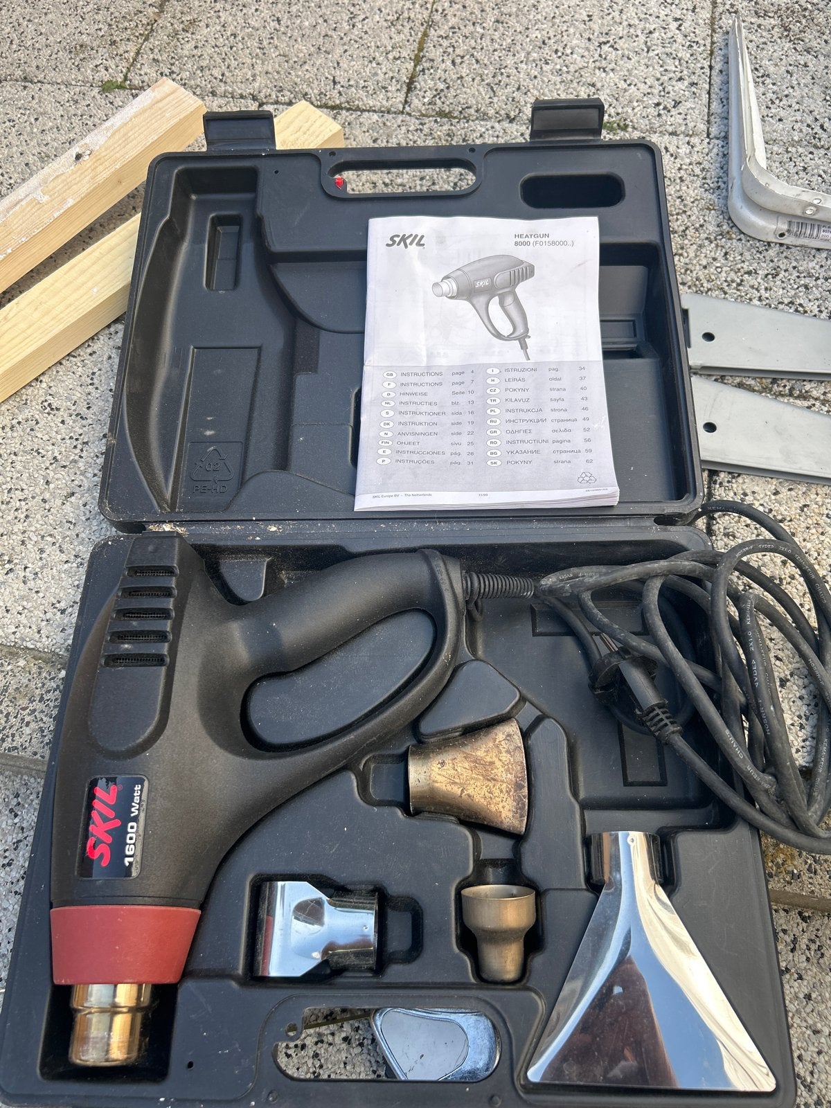 SKIL Heatgun 1600 Watt met accessoires en koffer, Ophalen of Verzenden, Gebruikt