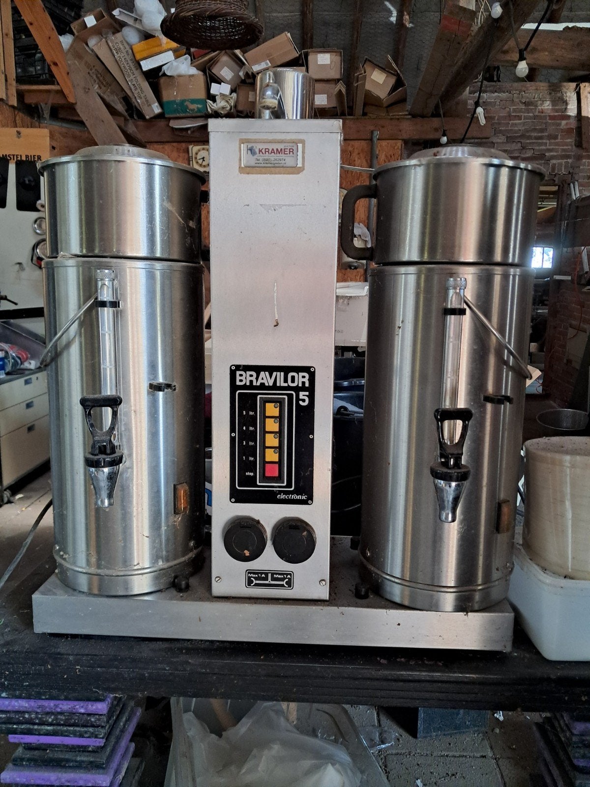 Bravilor 5 koffie machine, Ophalen