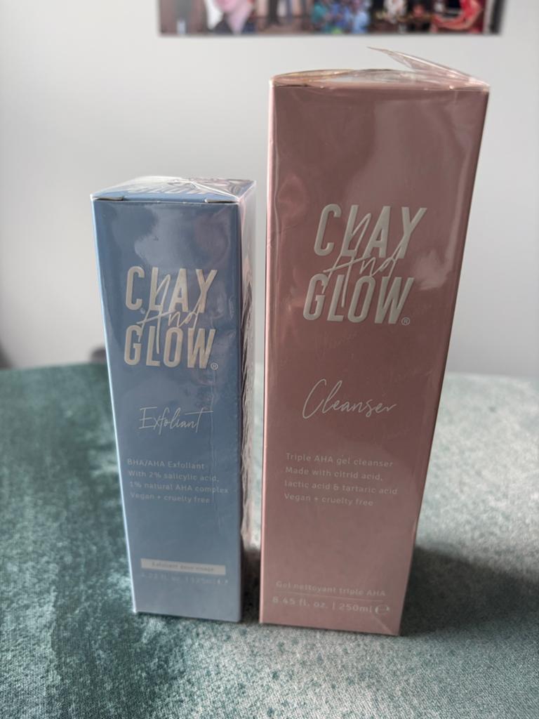 Clay And Glow Exfoliant & Cleanser Set - Nieuw, Ophalen of Verzenden, Nieuw, Gehele gezicht, Verzorging