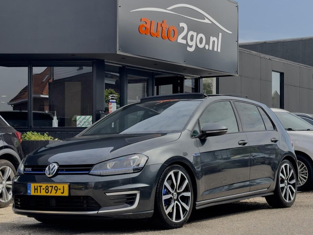 Volkswagen Golf 1.4 TSI GTE AUT6. PANODAK LEDER NAVI CAMERA, 4 cilinders, Zwart, 1395 cc, 1499 kg