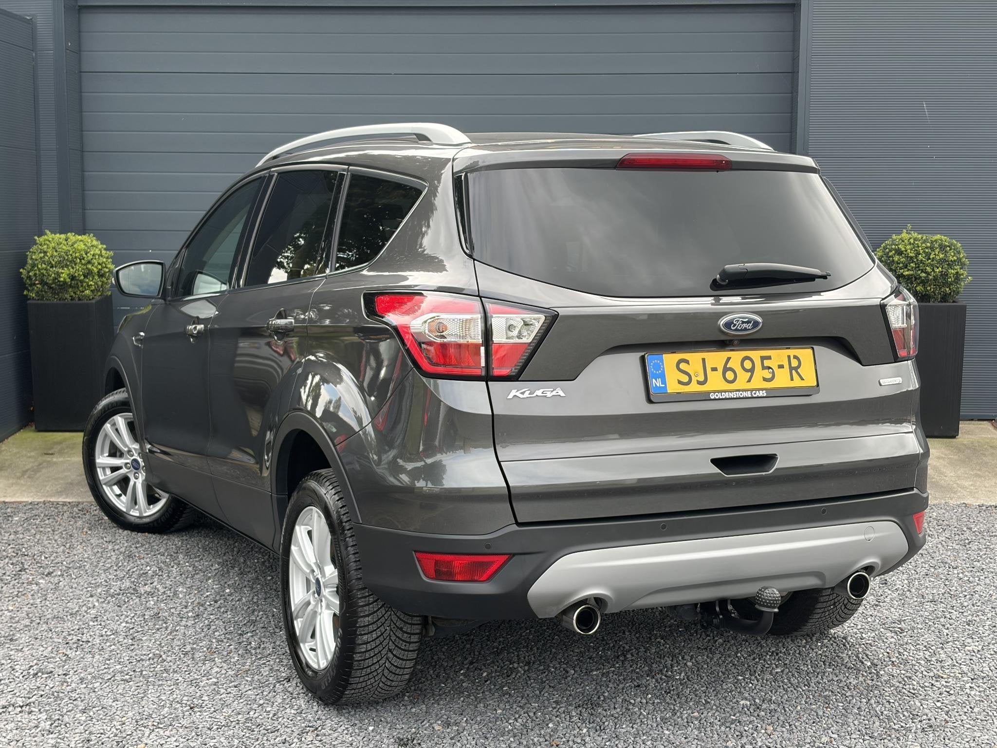 Ford Kuga 1.5 EcoBoost Trend Ultimate ✓Dealer Onderhouden, Auto's, Dealer onderhouden, Stof, 4 cilinders, Origineel Nederlands