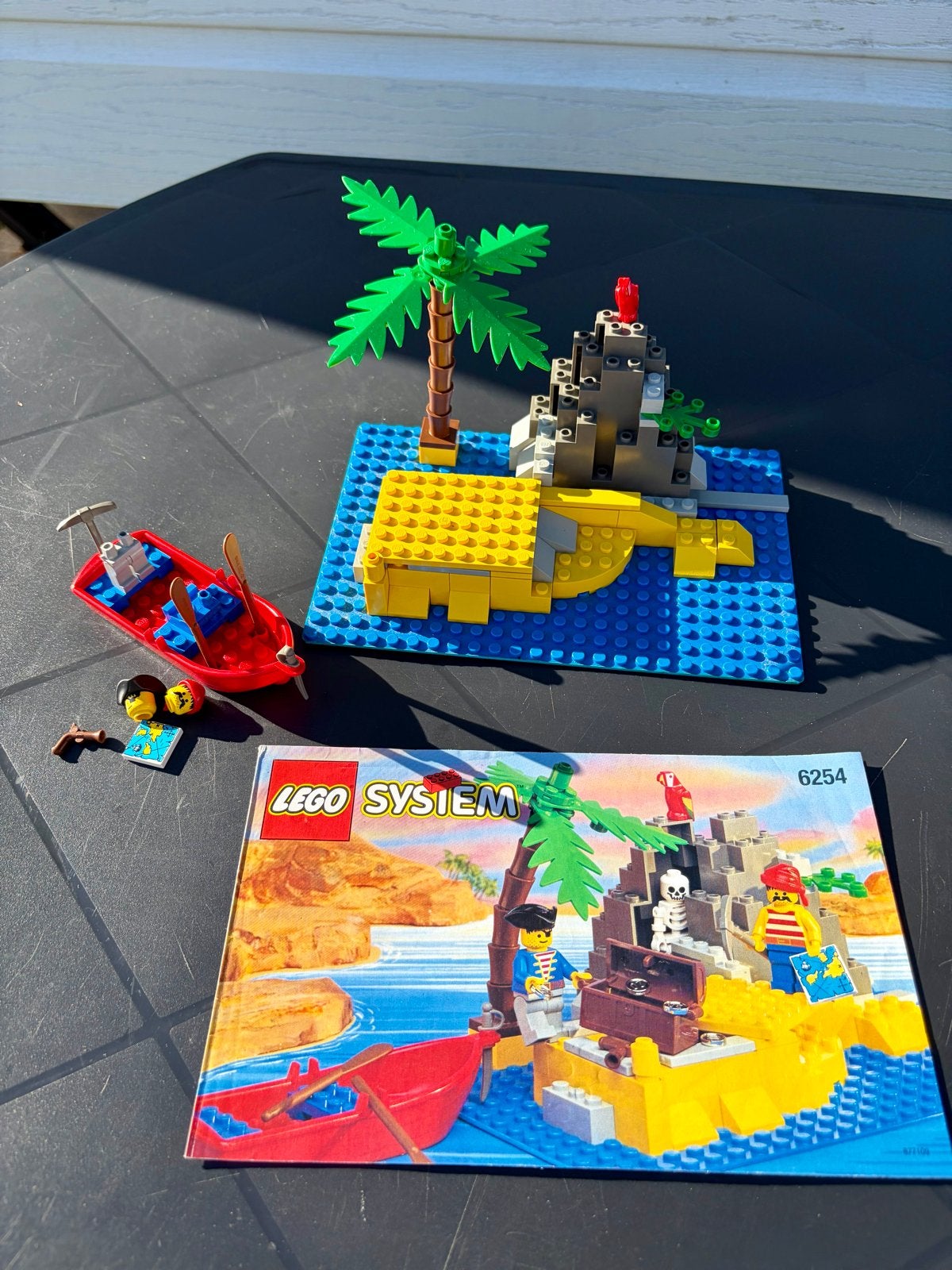 Retro Lego set 6254 Rocky Reef - Piraten eiland, Gebruikt, Lego, Complete set, Inclusief instructies