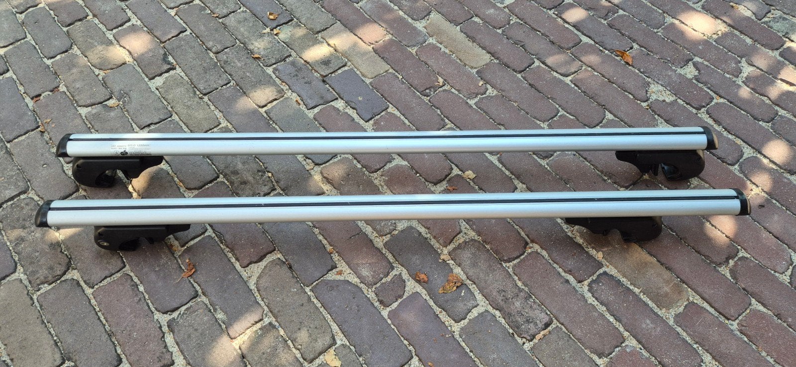 Dakdragers Menabo Brio 1200mm  Aluminium met slot, Ophalen of Verzenden, Gebruikt