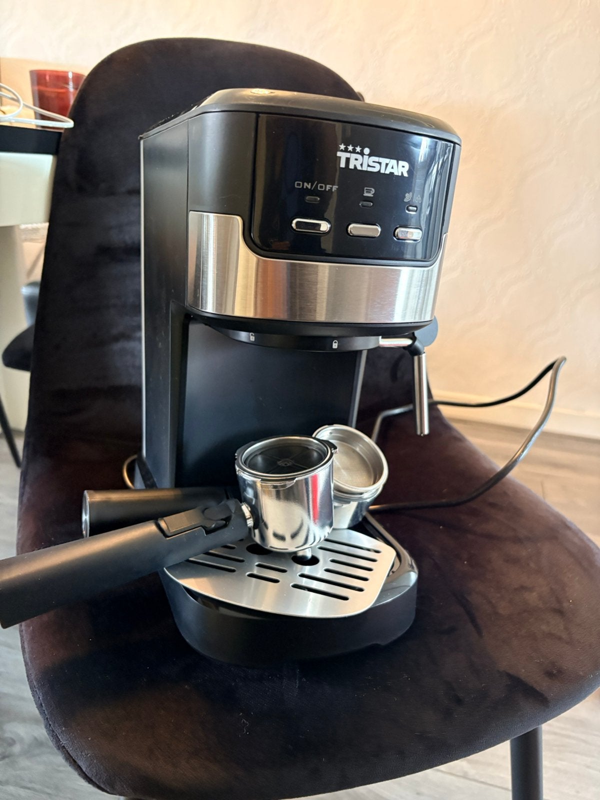 Barista koffiemachine met melkopschuimer, Witgoed en Apparatuur, Koffiezetapparaten, Koffiemachine, Zo goed als nieuw, Gemalen koffie