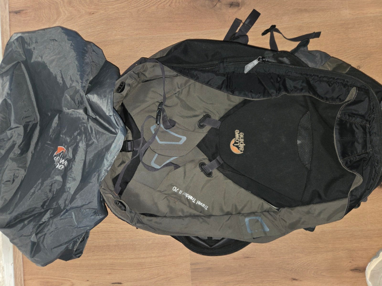 Lowe Alpine Travel Trekker II 70 Reisrugzak met regenhoes, Sieraden, Tassen en Uiterlijk, 40 cm of meer, Gebruikt, Trekking, 60 cm of meer