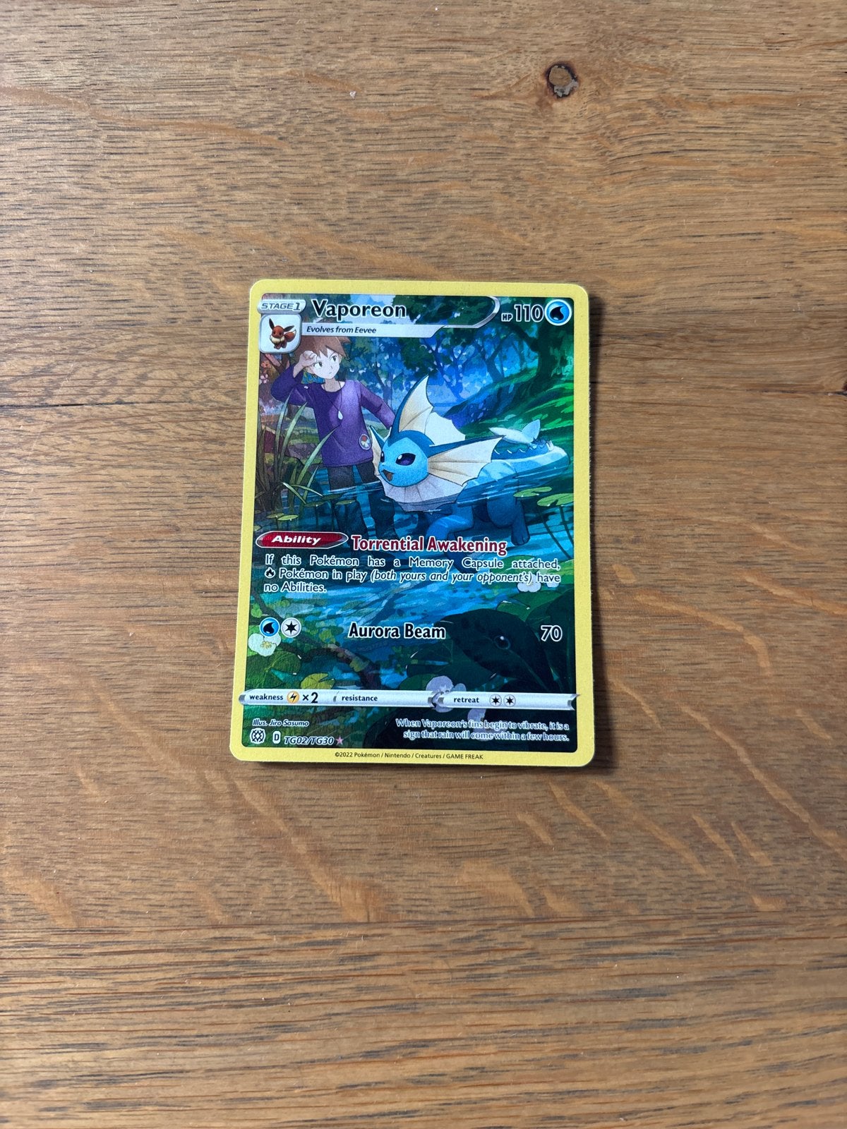 Vaporeon Pokémon kaart uit 2022 - Zo goed als nieuw, Hobby en Vrije tijd, Ophalen of Verzenden, Zo goed als nieuw, Losse kaart