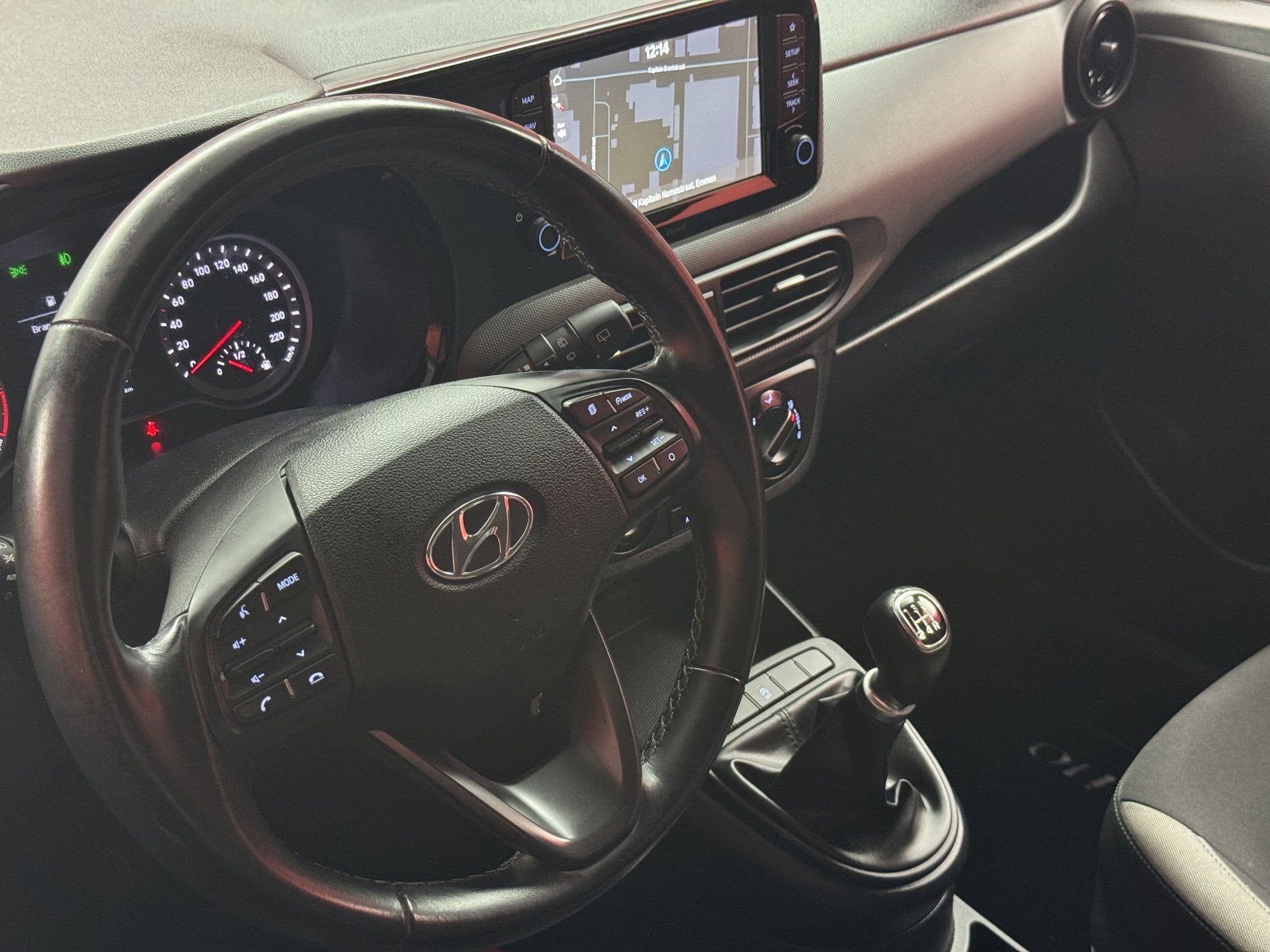 Hyundai i10 1.0 Comfort | Airco | Navi | Camera | APK 28-03-, Auto's, Voorwielaandrijving, Stof, Gebruikt, 899 kg