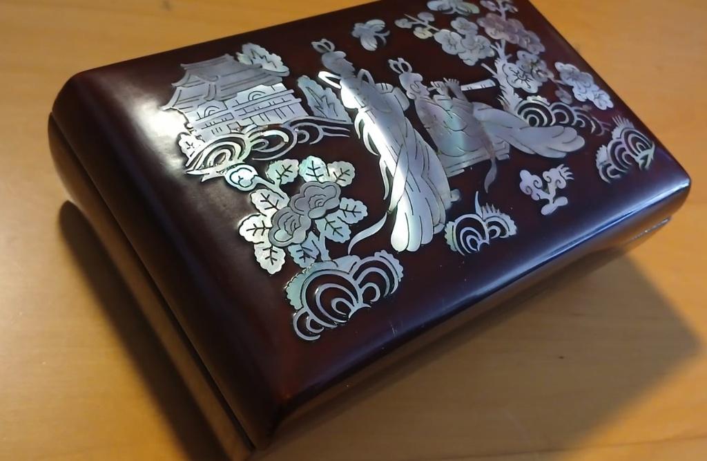 Vintage Aziatische sieradendoos  Japanse stijl, Antiek en Kunst, Antiek | Woonaccessoires, Ophalen of Verzenden