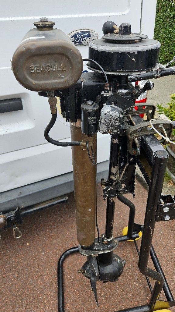 Seagull Antieke buitenboordmotor uit 1970, Ophalen, Gebruikt, Motor en Techniek