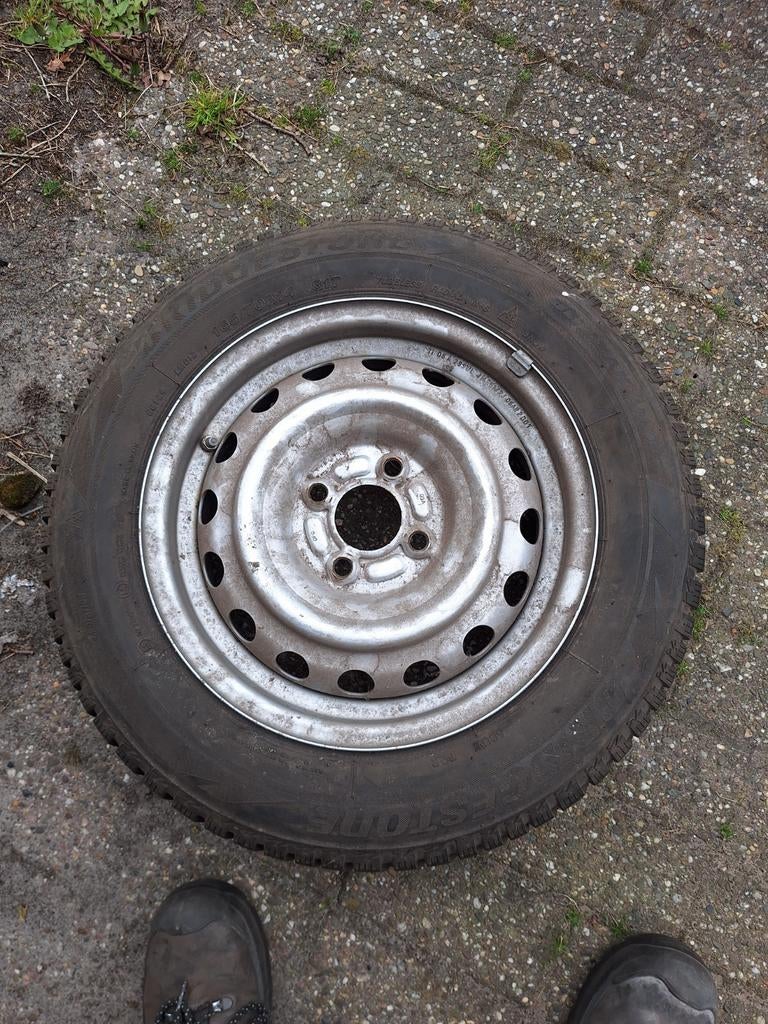 Goeie winterbanden, Auto-onderdelen, Ophalen