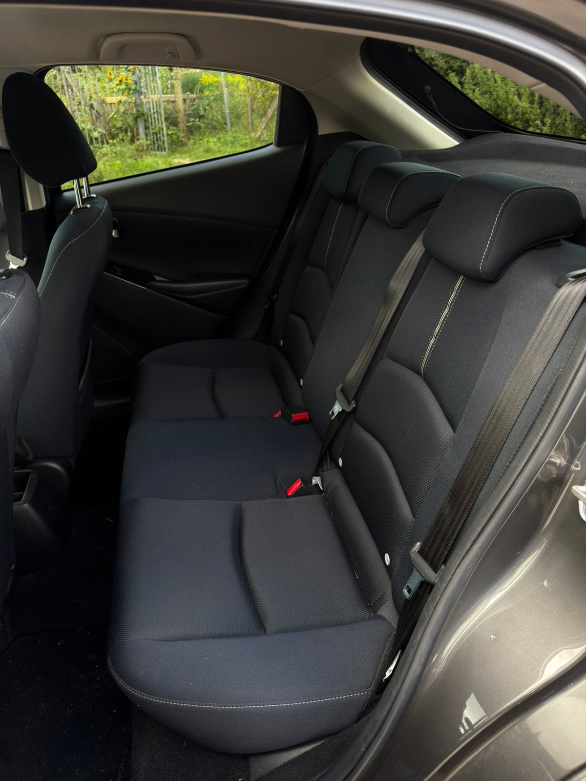 Foto 15 van Mazda 2 1.5 Skyactiv-G Luxury (Modeljaar 2022) – Topstaat