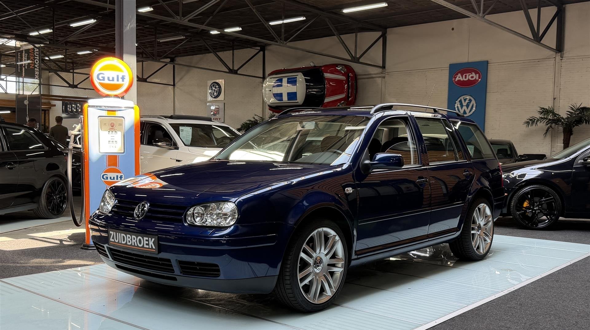 Volkswagen Golf 1.6 AUT | Pacific | Uniek | 80DKM | Dak | Cl, Automaat, 4 cilinders, 1290 kg, Blauw