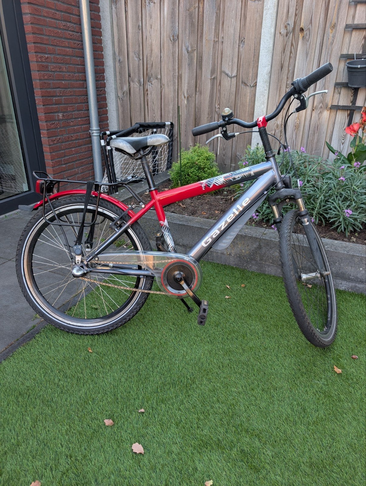 Gazelle jongensfiets 24 inch, Fietsen en Brommers, Ophalen, Gebruikt, Velgrem, Versnellingen
