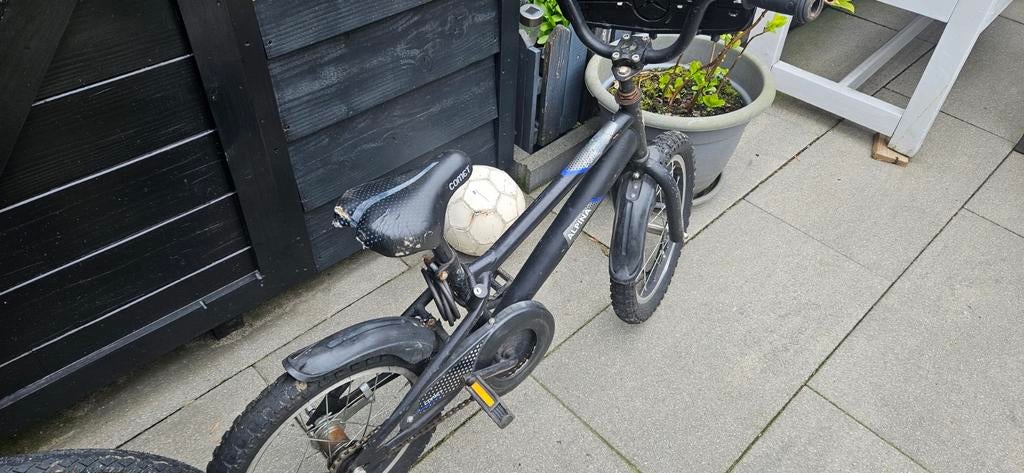 Zwarte stoer Kinderfiets, Fietsen en Brommers, Fietsen | Jongens, Ophalen, Gebruikt, 20 inch