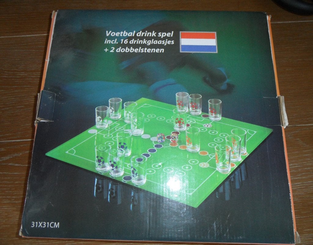 Speciale Mens Erger je Niet: drankspel, Een of twee spelers, Ophalen of Verzenden, Zo goed als nieuw