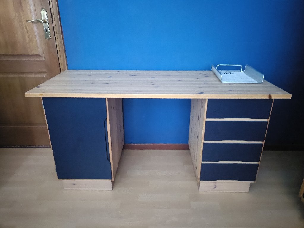 bureau 's 2 x  140 l x 60 b x 72 h, Huis en Inrichting, Bureaus, Ophalen, Met lades, Gebruikt, Scandinavisch