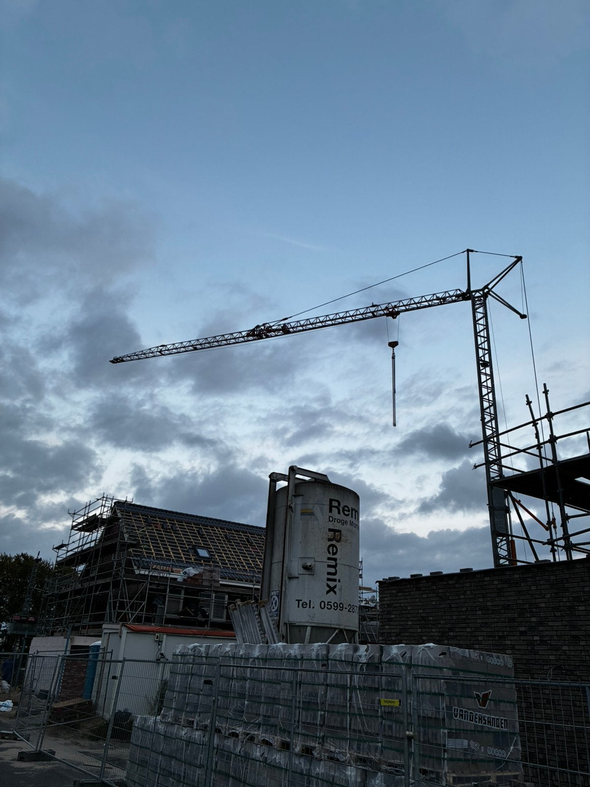 Gru Benedini bouwkraan 10 ton meterkraan, Ophalen, Gebruikt
