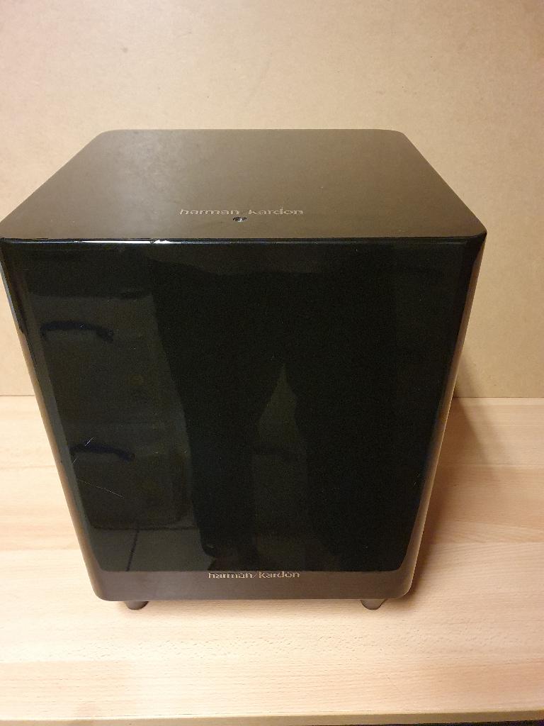 Subwoofer Harman Kardon HKTS 210/230, Audio, Tv en Foto, Luidsprekers, Ophalen of Verzenden, 120 watt of meer, Subwoofer, Overige merken