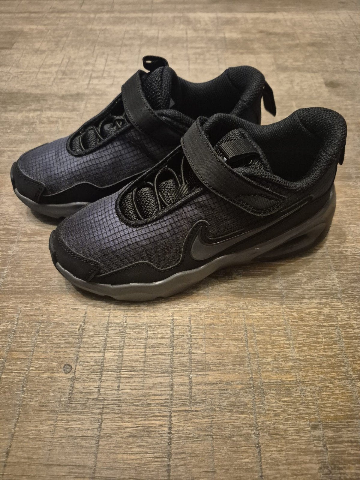 Nike sportschoenen maat 31 - Nieuw!, Kinderen en Baby's, Kinderkleding | Schoenen en Sokken, Nieuw, Ophalen of Verzenden, Nike