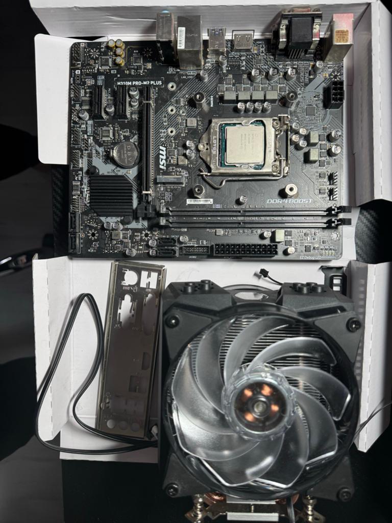 MSI H110M PRO-M2 PLUS Moederbord met Intel i5-9600K, Ophalen of Verzenden, Zo goed als nieuw, 6-core, 3 tot 4 Ghz