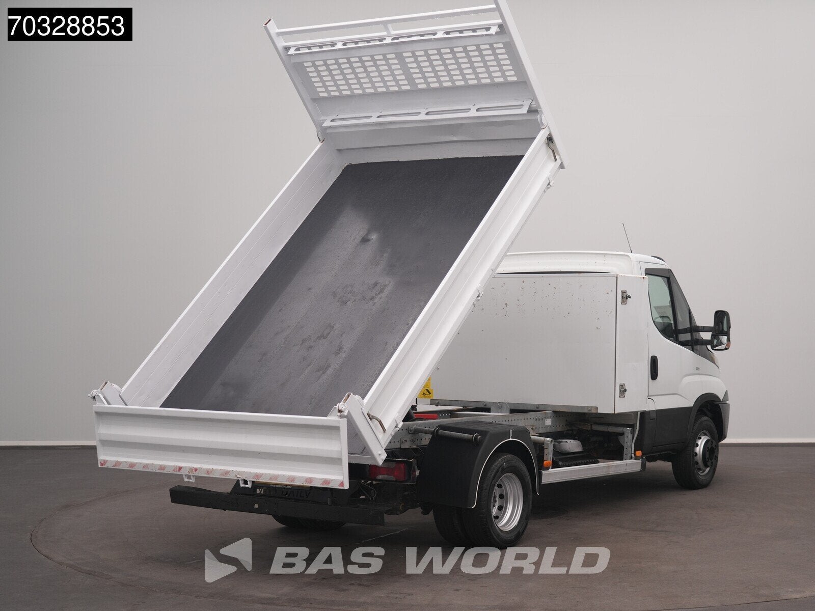 Iveco Daily 65C15 3.0L 150PK Kipper Euro6 Airco Cruise Tippe, Auto's, Stof, Gebruikt, Euro 6, 4 cilinders