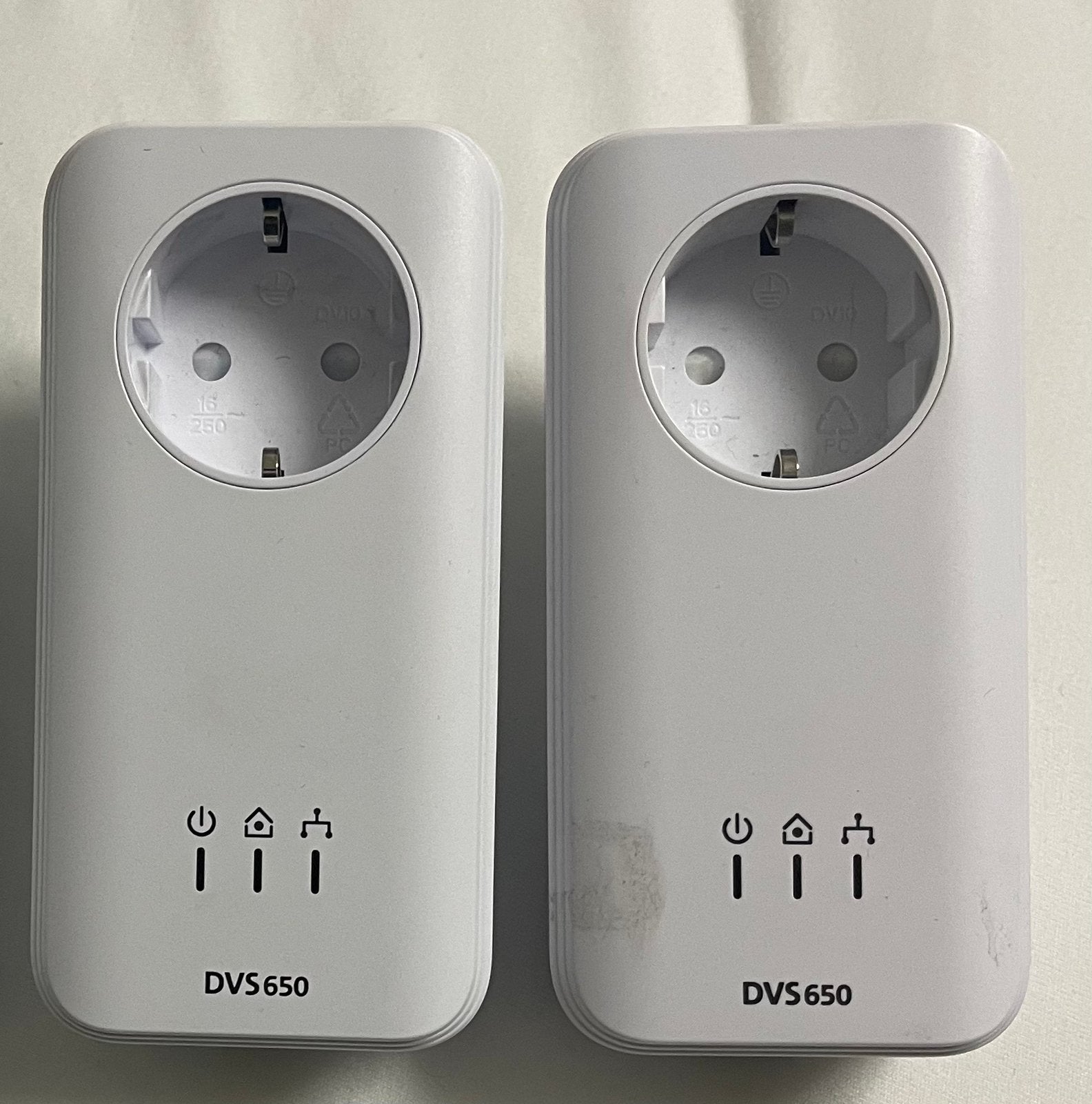 2x Devolo DVS 650 Powerline Adapters - Zo goed als nieuw, Ophalen of Verzenden, Gebruikt