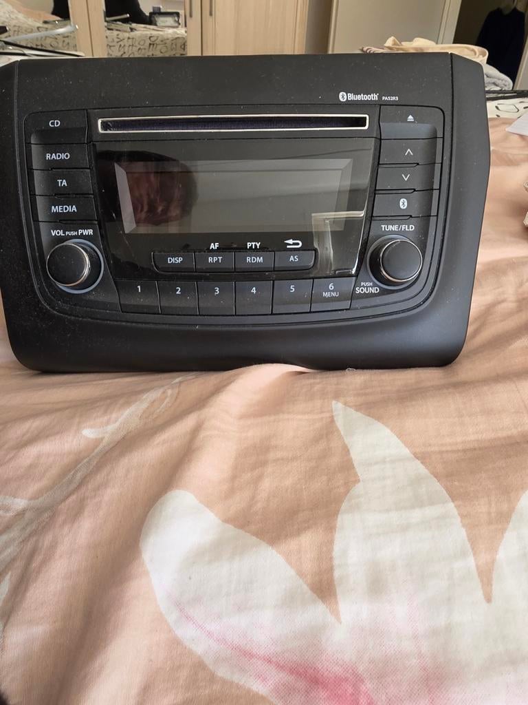 Auto radio van Suzuki swift 2023, Auto diversen, Autoradio's, Ophalen of Verzenden, Gebruikt