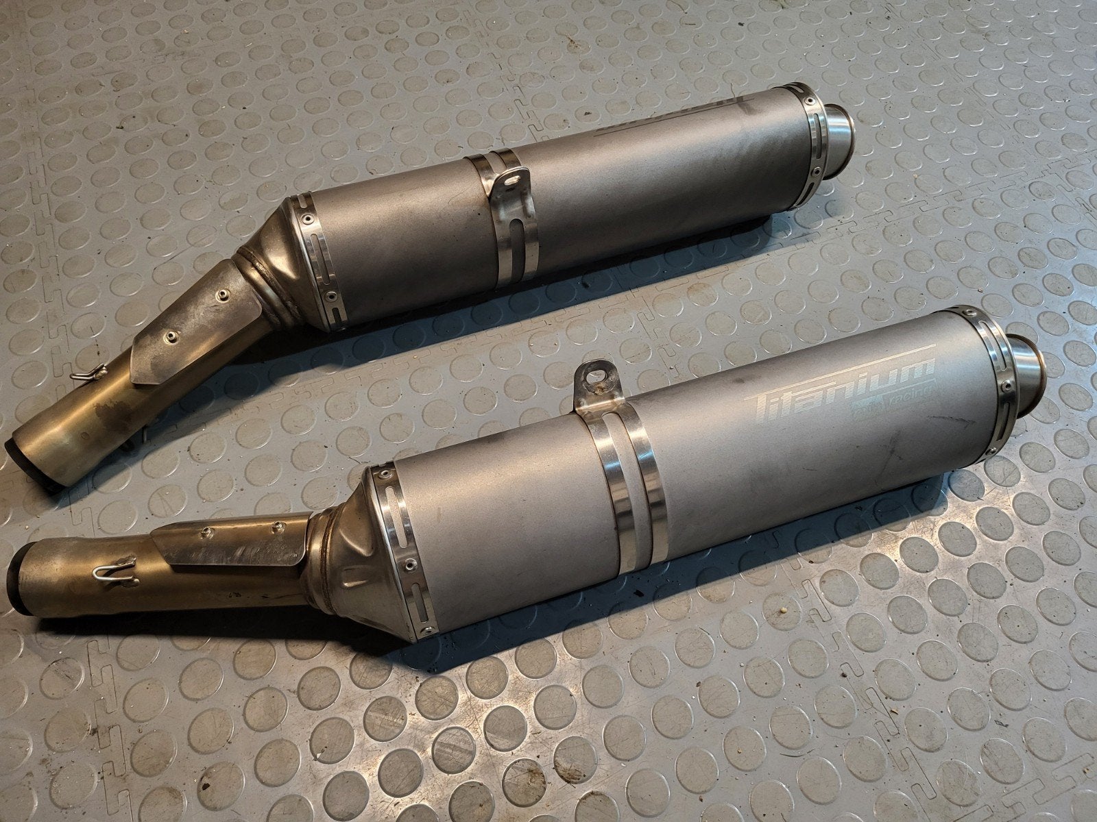 Titanium racing Dempers Aprilia RSV1000 gen2, Ophalen of Verzenden, Gebruikt