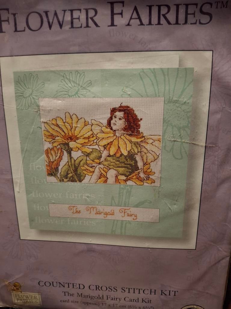 Flower fairies- the marigold fairy card kit, Ophalen of Verzenden, Nieuw, Borduurpakket