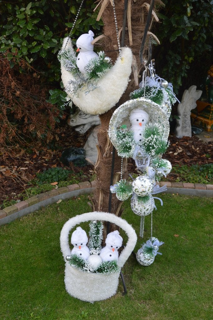 Grote kerst decoraties / winkel deco sneeuwpoppen in mand, Ophalen of Verzenden, Gebruikt