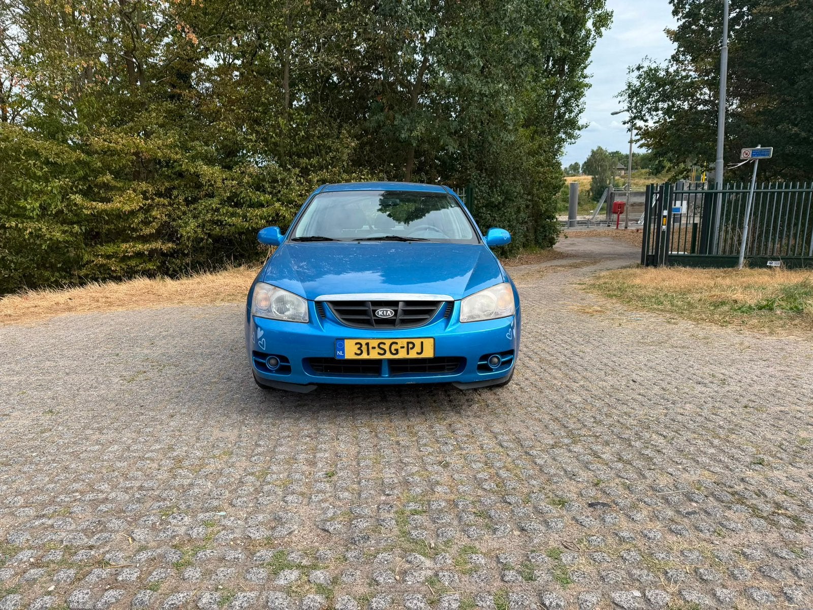 Kia Cerato 1.6  AIRCO APK TOT 7/8/2027, Auto's, Kia, 1599 cc, 4 cilinders, Blauw, Handgeschakeld