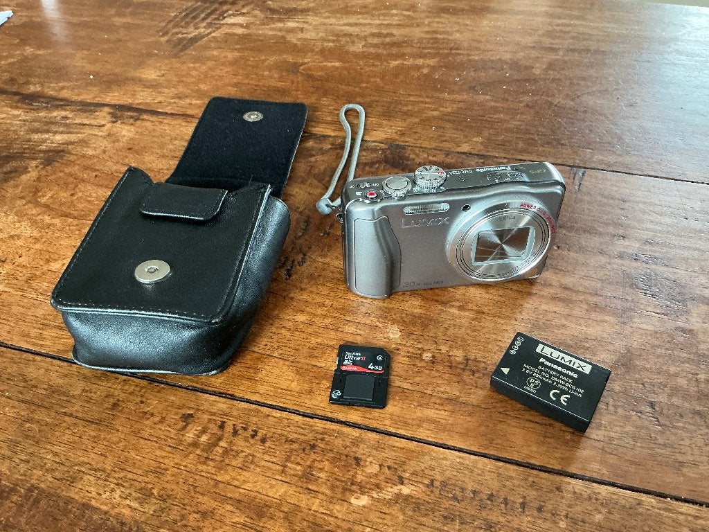 Panasonic Lumix DMC-TZ30, 14 megapixels, Ophalen of Verzenden, Zo goed als nieuw, Ingebouwde flitser
