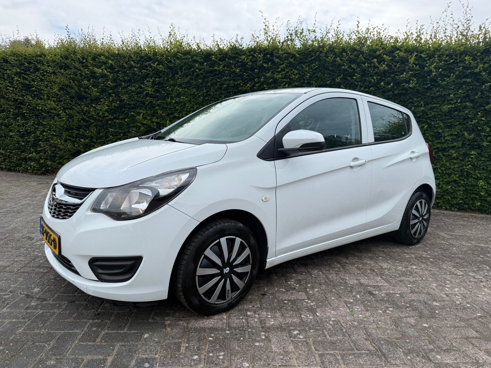 Opel Karl 1.0 ECOFLEX 2018 Wit |RECENT GR.ONDERH / RIJKLAAR, Auto's, Opel, Voorwielaandrijving, 839 kg, 74 pk, Wit