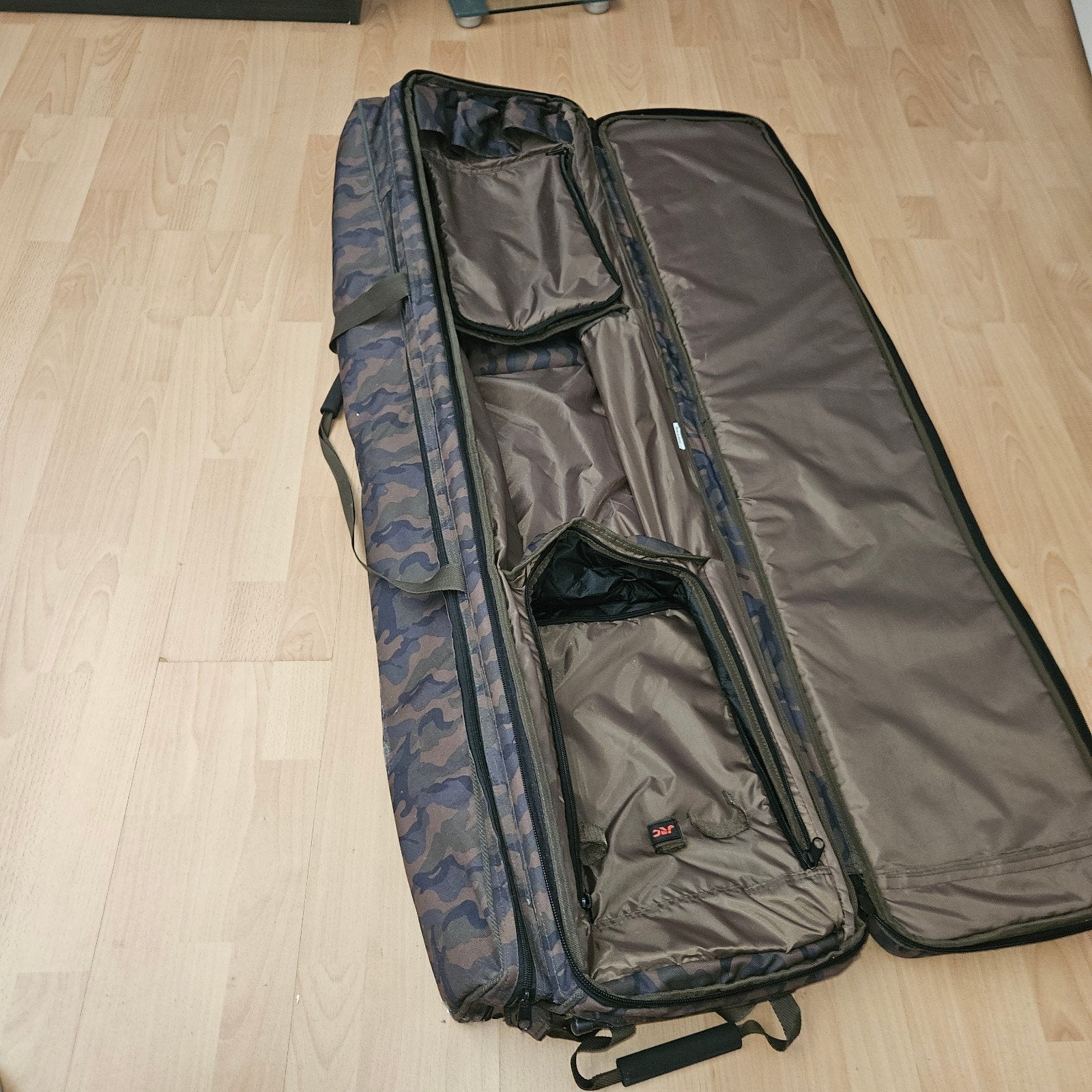 JRC Defender Hengel Foudraal Camo - 10ft 3 Rod, Ophalen of Verzenden, Zo goed als nieuw, Koffer of Tas