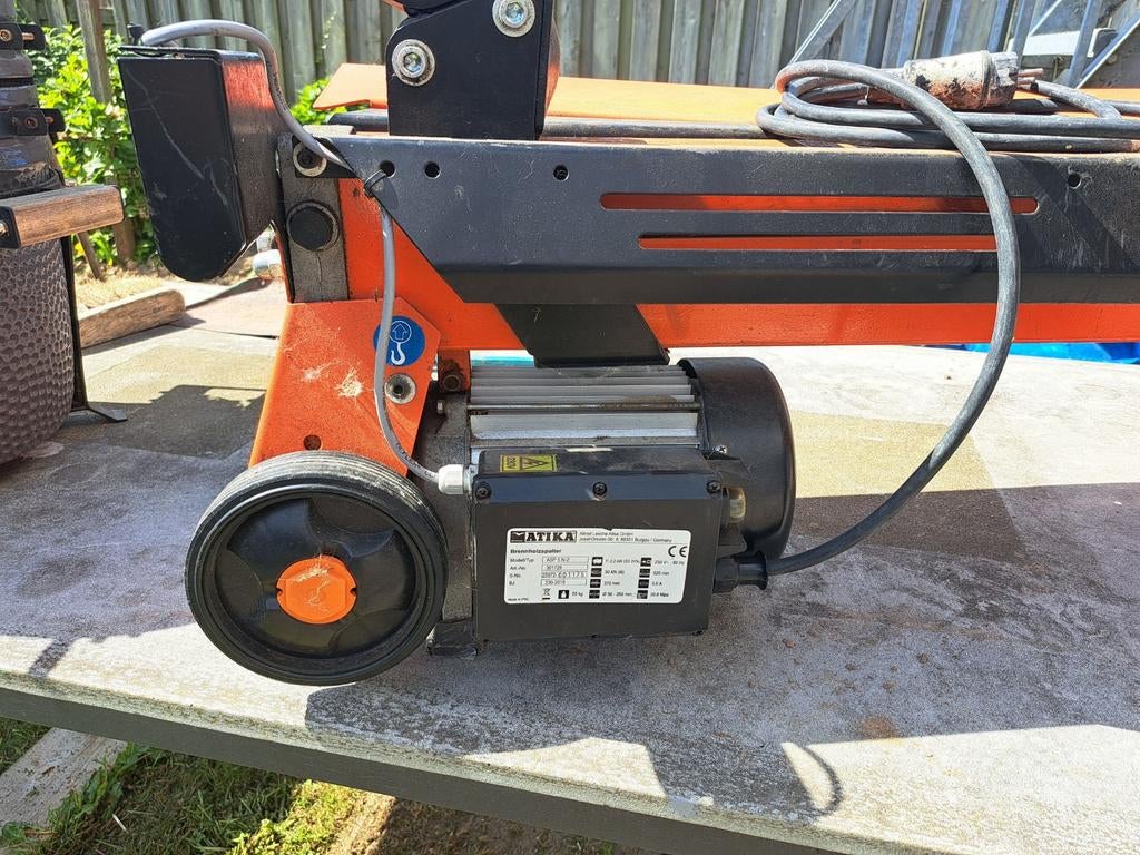 Houtklover Atika, Tuin en Terras, Kloofmachines, Ophalen, Gebruikt, Liggend, Atika