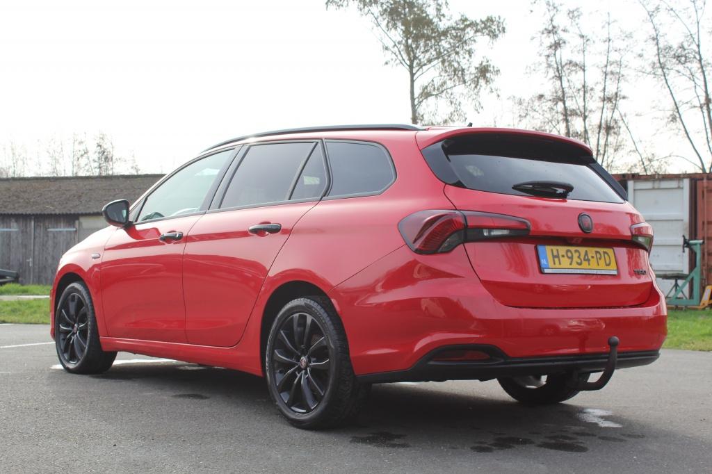 Fiat Tipo Stationwagon 1.6 MultiJ. S-Design/CARPLAY/CRUISE/S, Gebruikt, Euro 6, 4 cilinders, Origineel Nederlands