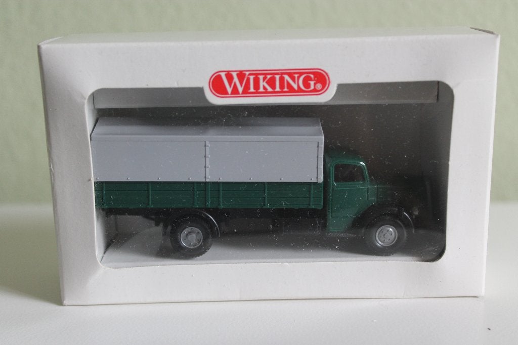 Wiking Mercedes L6600 met laadbak en huif, Hobby en Vrije tijd, Ophalen of Verzenden, Zo goed als nieuw, Bus of Vrachtwagen, Wiking
