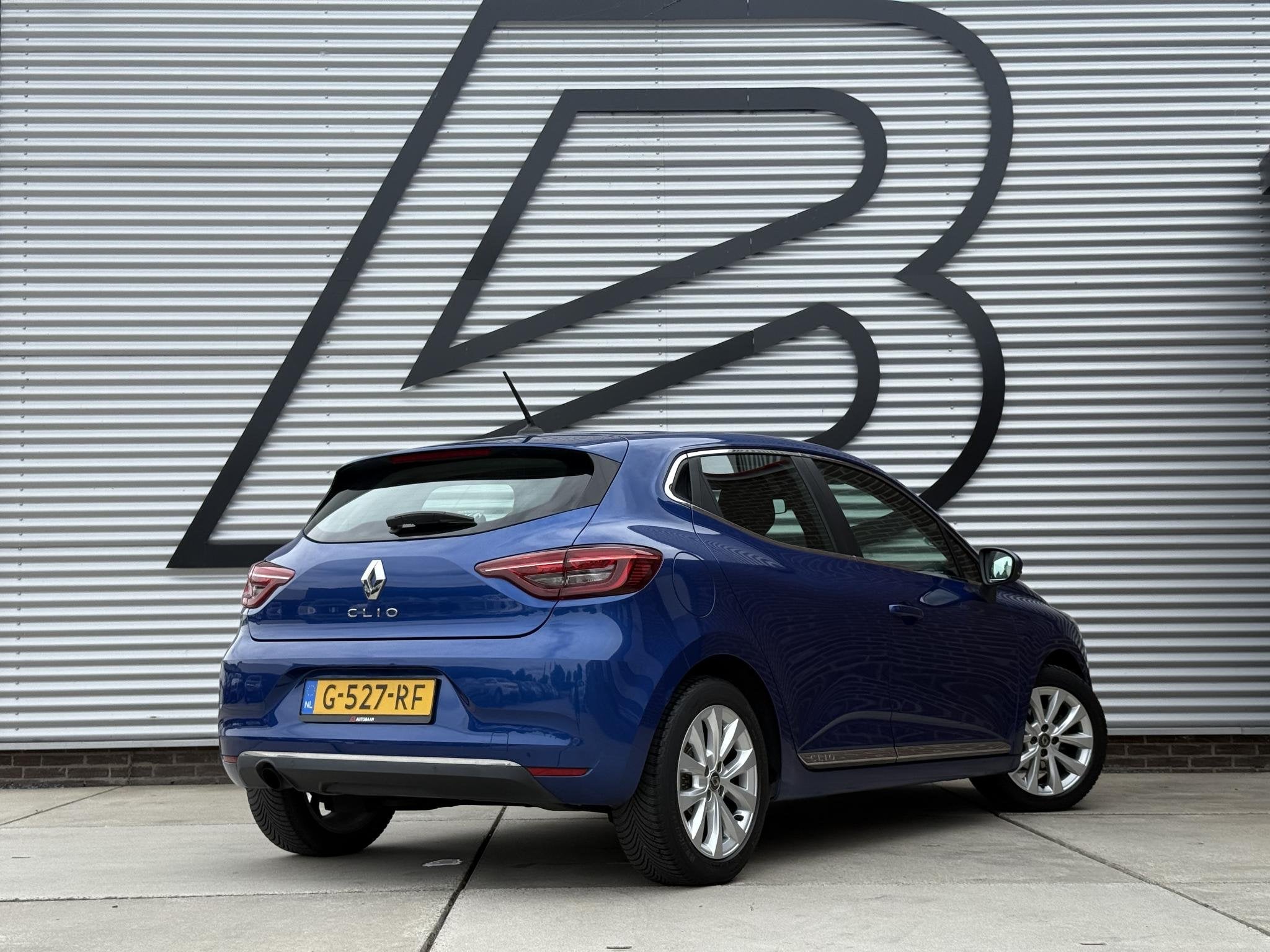 Renault Clio 1.0 TCe Intens 2e Eigenaar|Carplay|Clima|Cruise, Auto's, Voorwielaandrijving, 101 pk, Gebruikt, Euro 6
