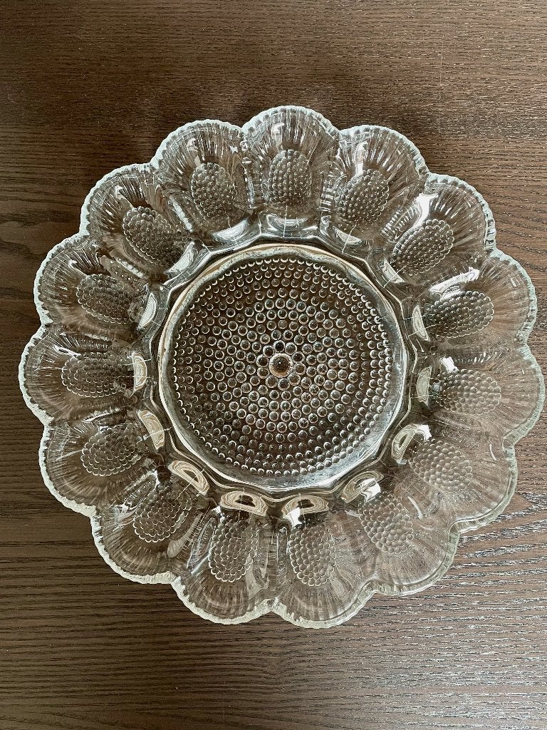 Glazen Oesterschaal / Eierschaal met reliëf, Glas of Glazen, Overige merken, Ophalen of Verzenden, Overige stijlen