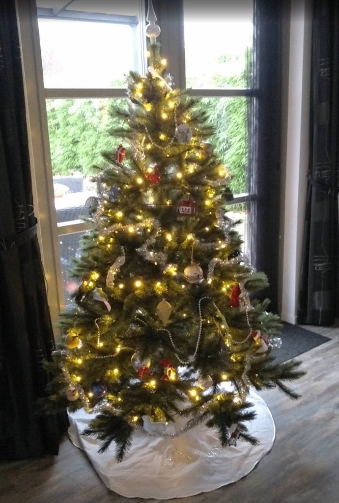 Triumph Frosted Pine kerstboom, Ophalen, Zo goed als nieuw